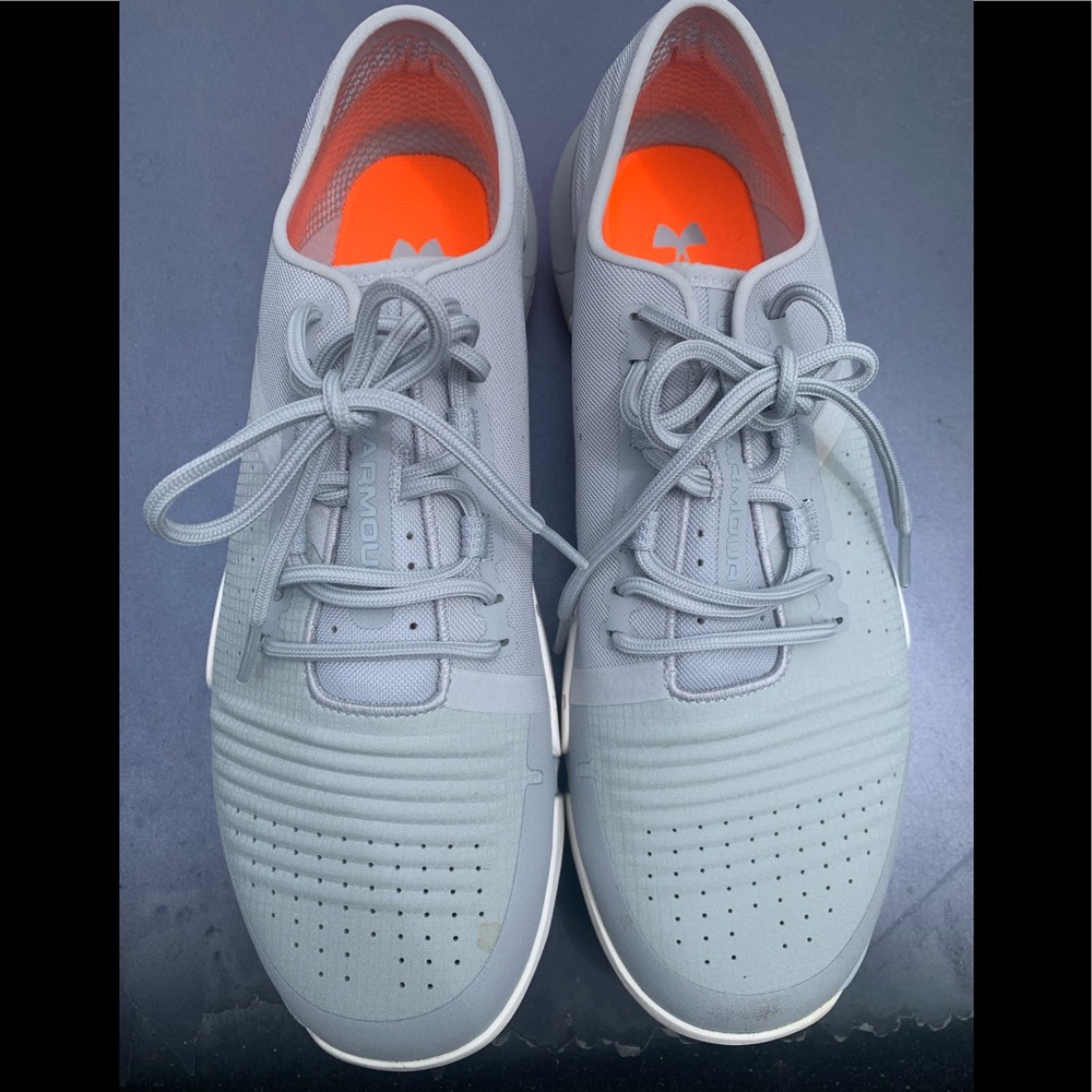 Under armor tribase athletic shoe